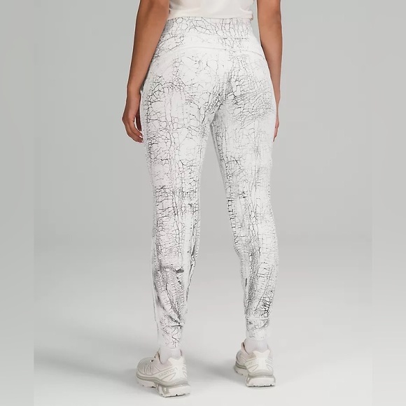 NWT Lululemon Warm Down High-Rise Jogger - Picture 4 of 6